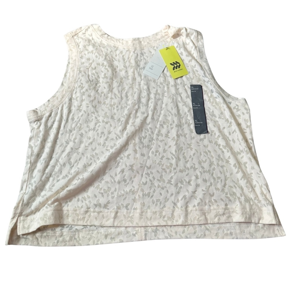 Women’s Cropped Active Boxy Tank Top Cream Leaves Size XL All In Motion NWT